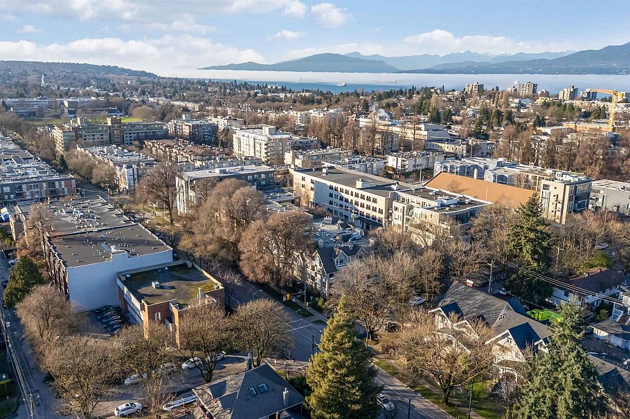 104 2755 Maple Street Vancouver, BC - 33