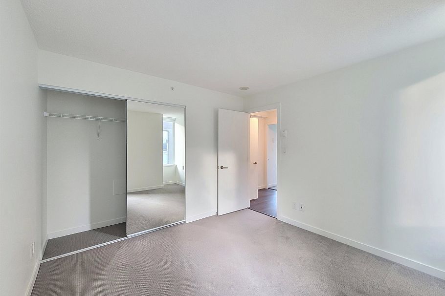 106 5515 Boundary Road Vancouver, BC - 12