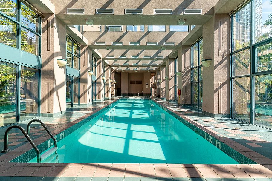 1503/04 283 Davie Street Vancouver, BC - 35