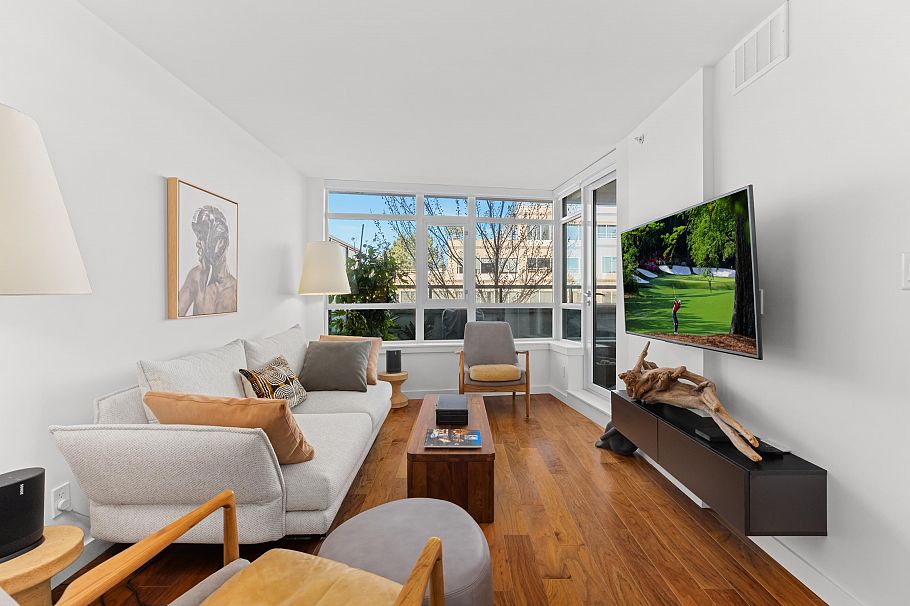 369 2080 W Broadway Street Vancouver, BC - 11