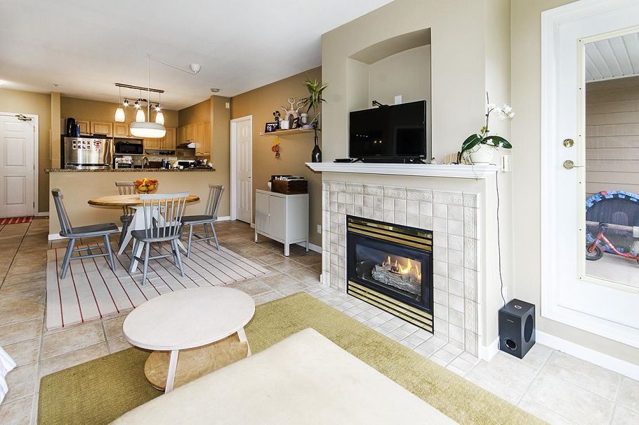 416 3629 Deercrest Drive North Vancouver, BC - 6