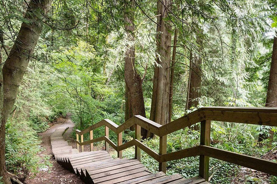 875 Porteau Place North Vancouver, BC - 34