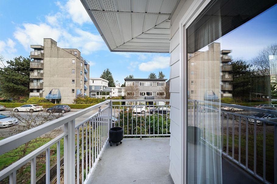 202 1066 W 13th Avenue Vancouver, BC - 9