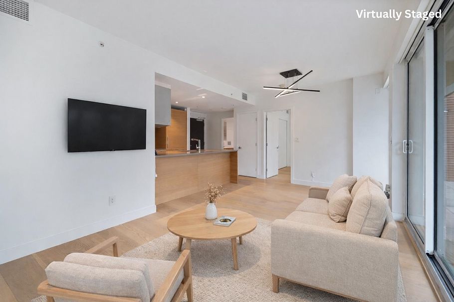 210 7128 Adera Street Vancouver, BC - 4