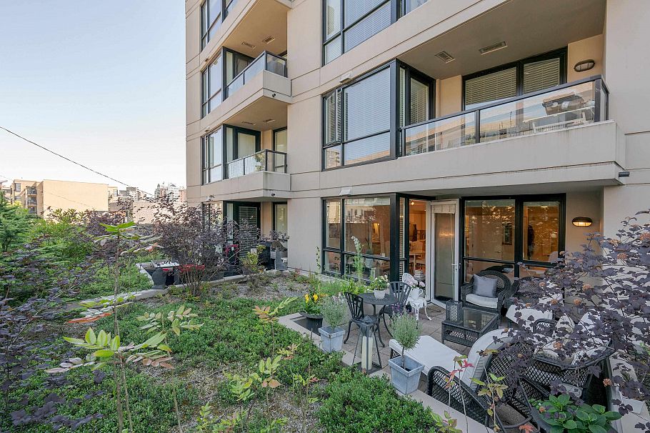 302 160 W 3rd Street North Vancouver, BC - 18