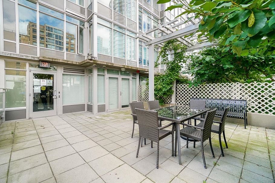 2504 888 Homer Street Vancouver, BC - 24