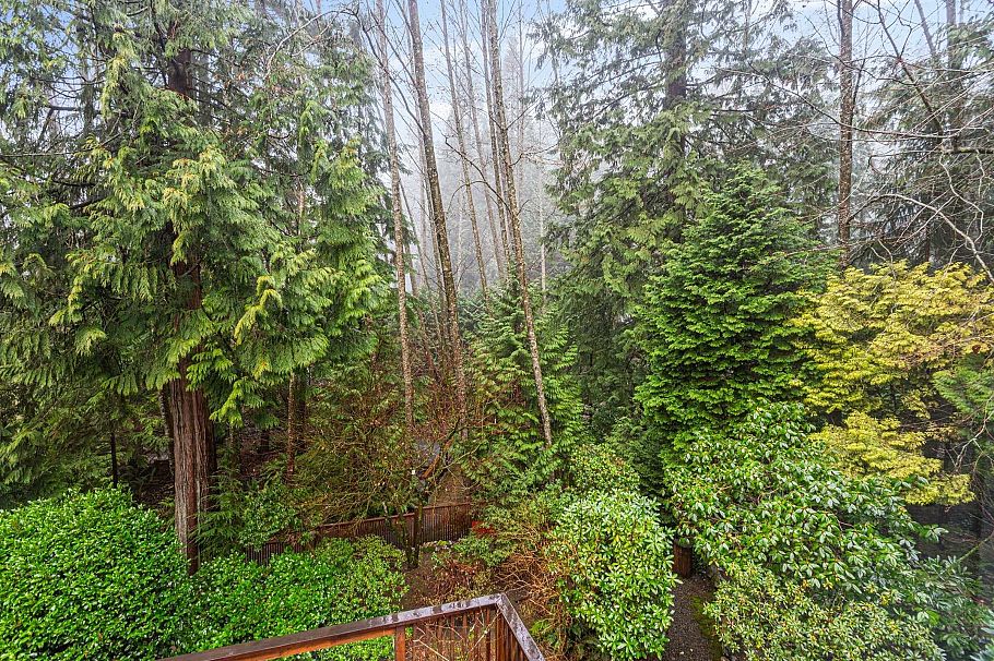 5639 White Pine Lane North Vancouver, BC - 21