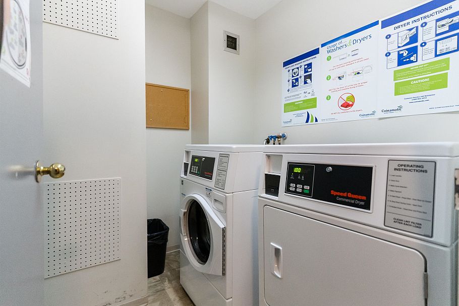 106 3740 Albert Street Burnaby, BC - 19