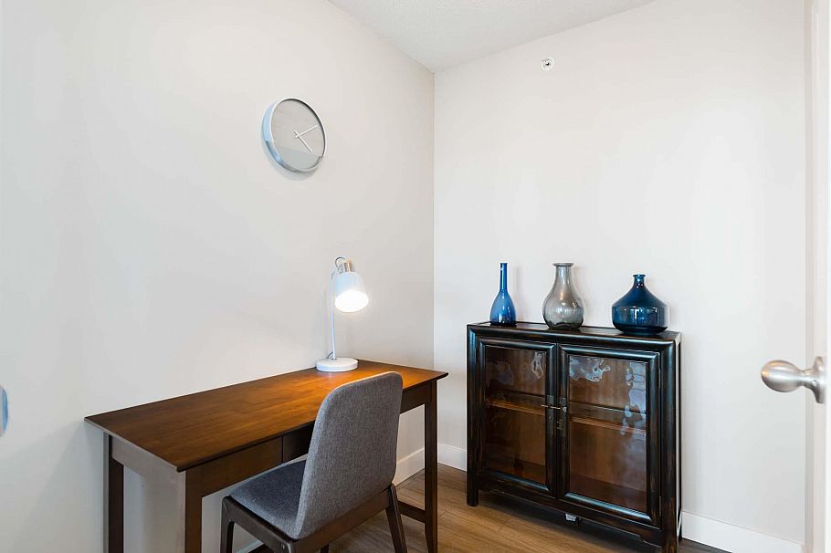 2907 193 Aquarius Mews Vancouver, BC - 17