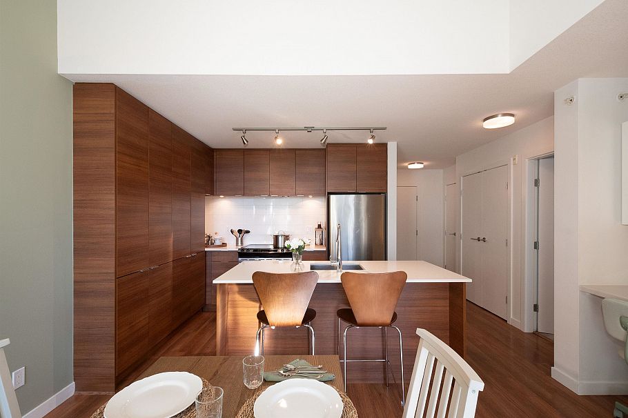 507 1677 Lloyd Avenue North Vancouver, BC - 16