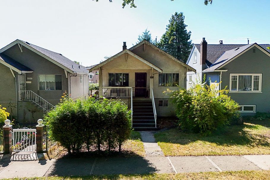 2668 William Street Vancouver, BC - 1