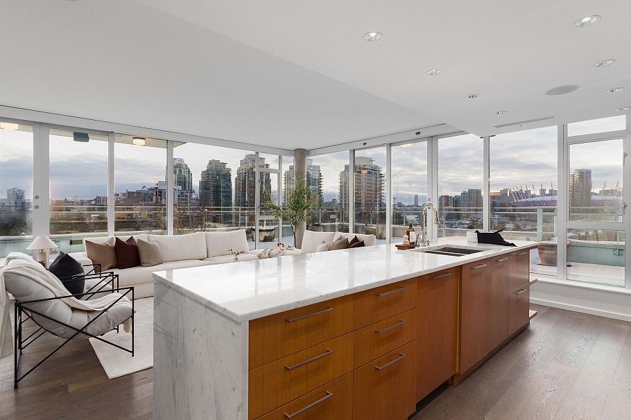 801 221 Union Street Vancouver, BC - 16