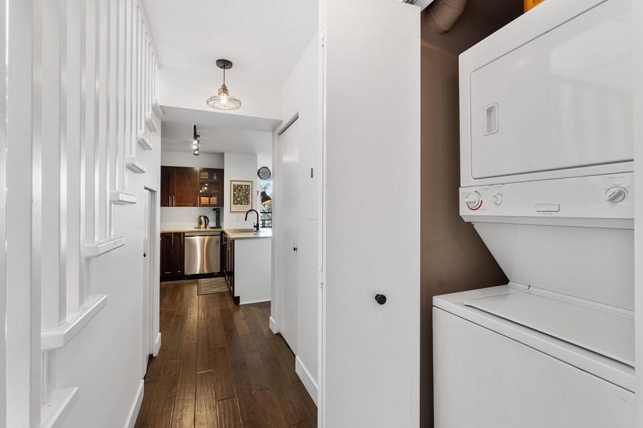 PH12 2150 E Hastings Street Vancouver, BC - 8