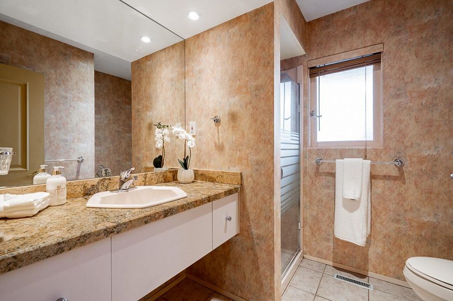 4695 Mapleridge Drive North Vancouver, BC - 27