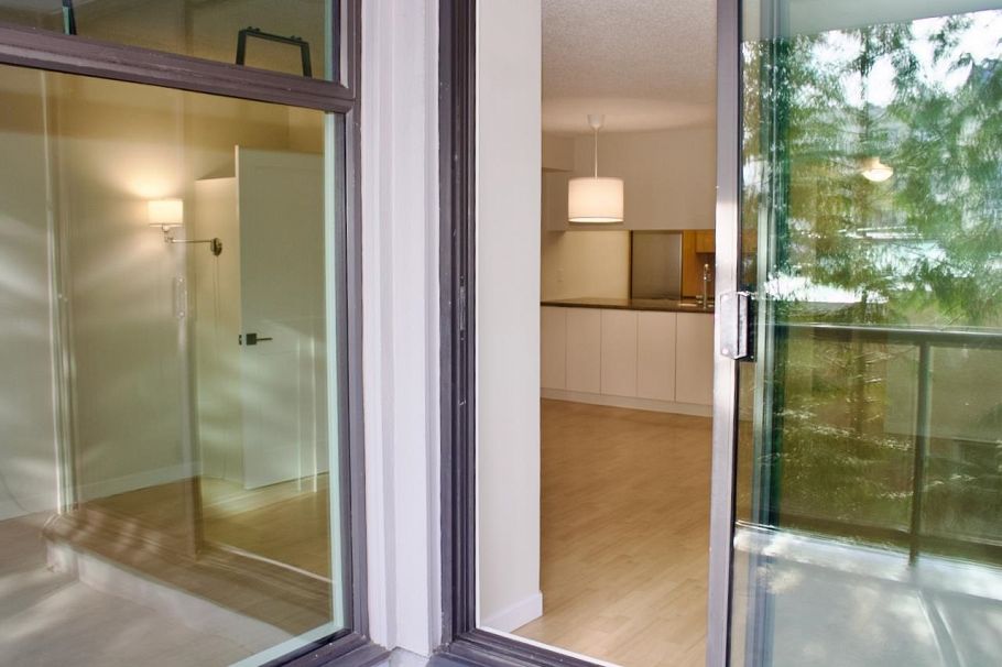 402 1230 Comox Street Vancouver, BC - 12