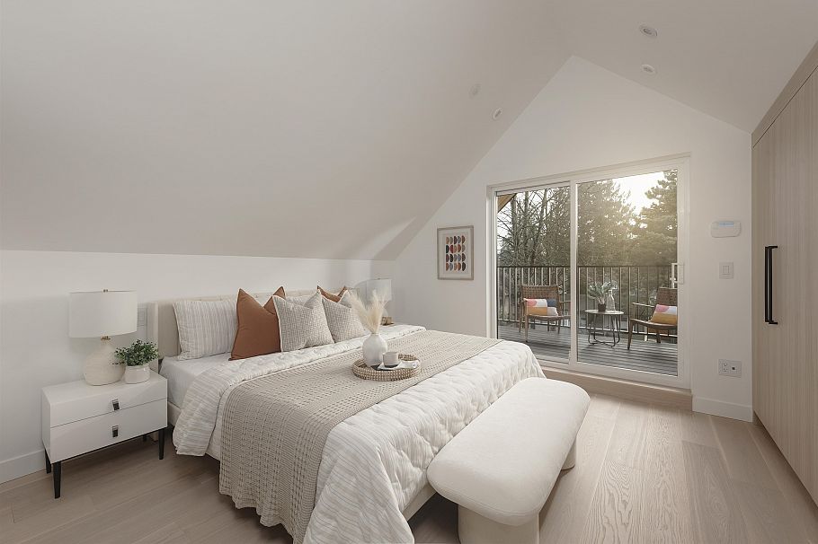 1 2755 W 11th Avenue Vancouver, BC - 23