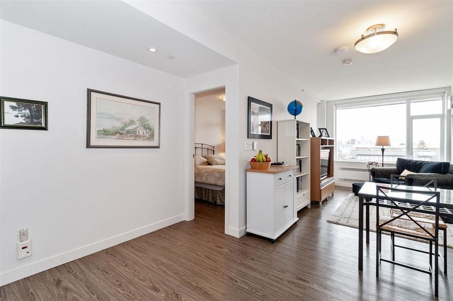 415 209 E 7 Avenue Vancouver, BC - 9