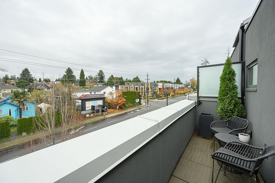 206 649 E 3rd Street North Vancouver, BC - 22