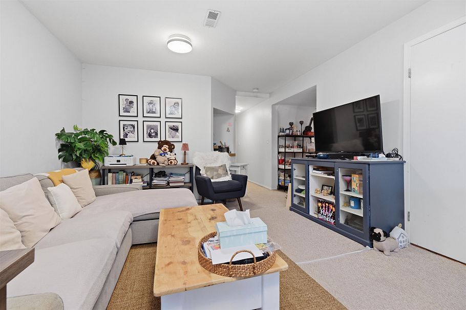 1911 Deep Cove Road North Vancouver, BC - 27