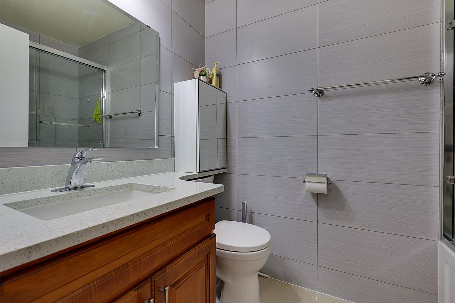 76 3437 E 49th Avenue Vancouver, BC - 12