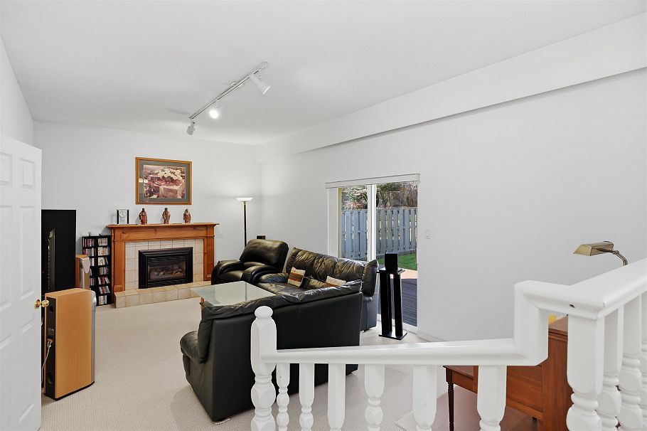 2716 Byron Road North Vancouver, BC - 14