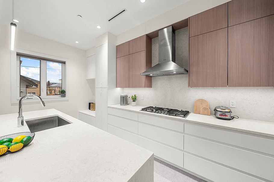 7851 Cartier Street Vancouver, BC - 13