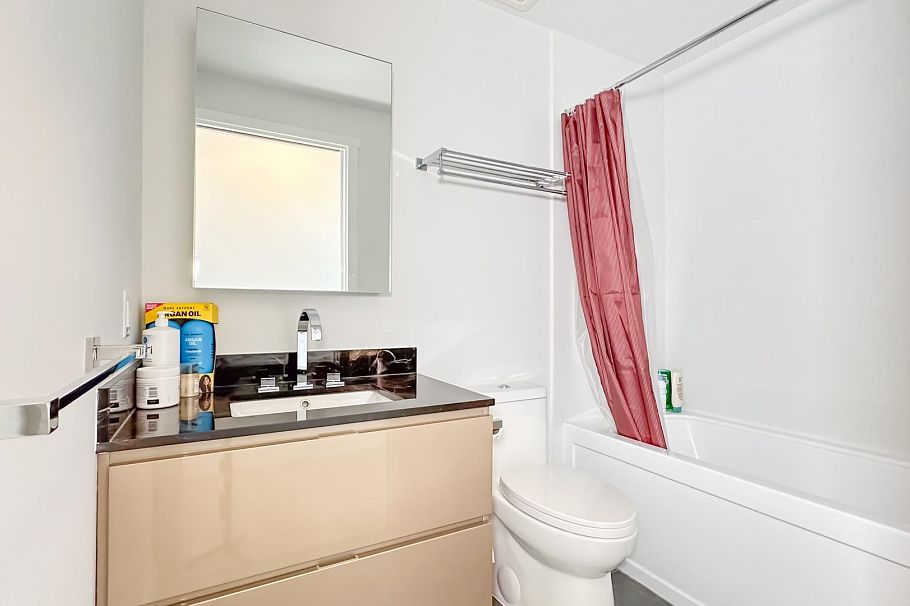 308 6733 Cambie Street Vancouver, BC - 25