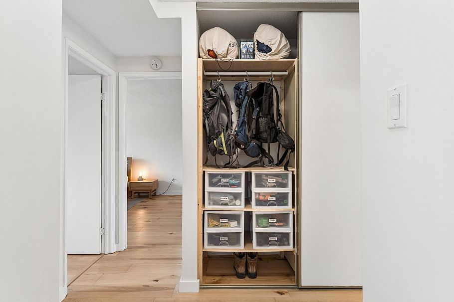 211 1385 Draycott Road North Vancouver, BC - 22