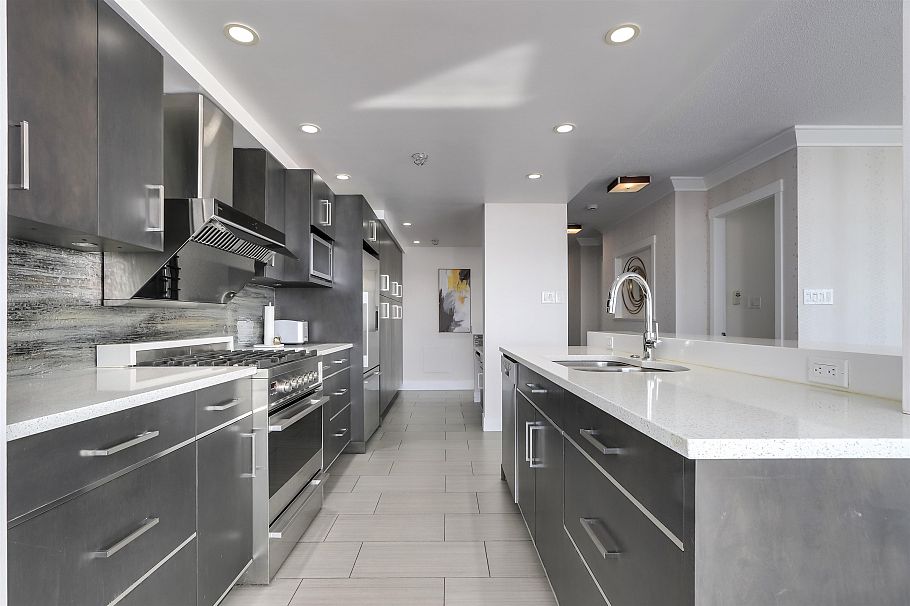 3002 1199 Marinaside Crescent Vancouver, BC - 5