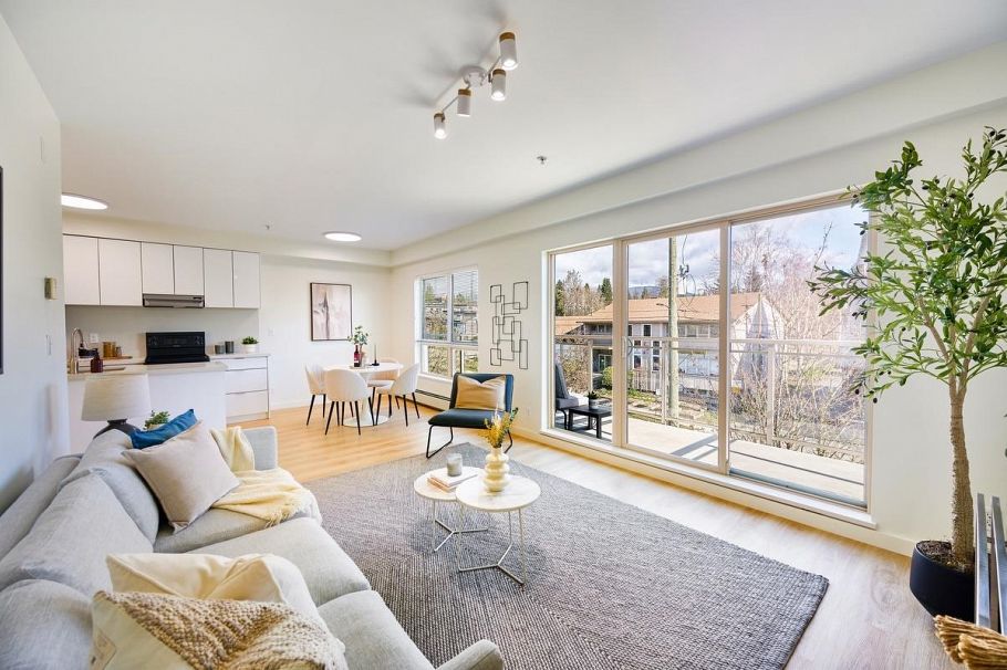 311 1033 St. Georges Avenue North Vancouver, BC - 15