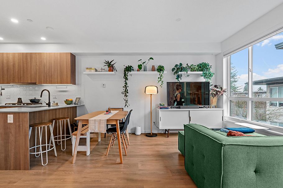 27 533 E 3rd Street North Vancouver, BC - 7