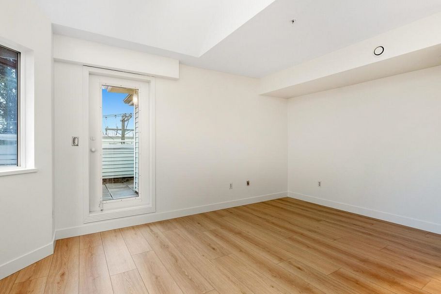 401 1723 Frances Street Vancouver, BC - 14