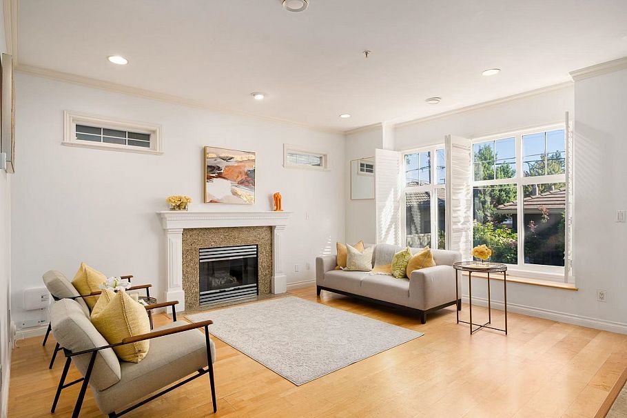 2818 W 19th Avenue Vancouver, BC - 17