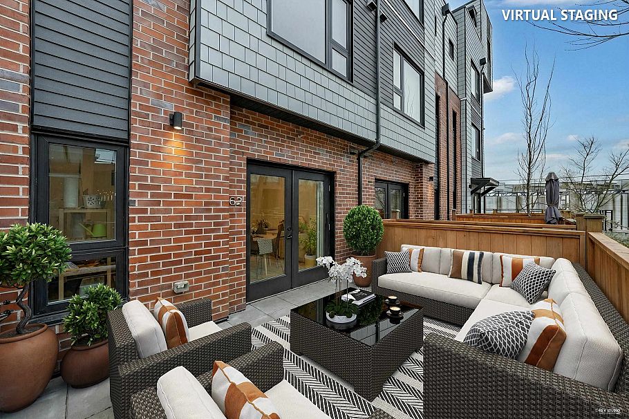 162 565 E 2nd Street North Vancouver, BC - 1