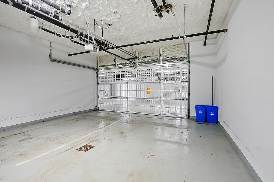 107 733 E 3rd Street North Vancouver, BC - 24