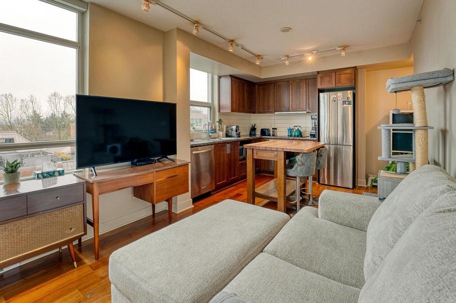 710 2228 W Broadway Vancouver, BC - 5