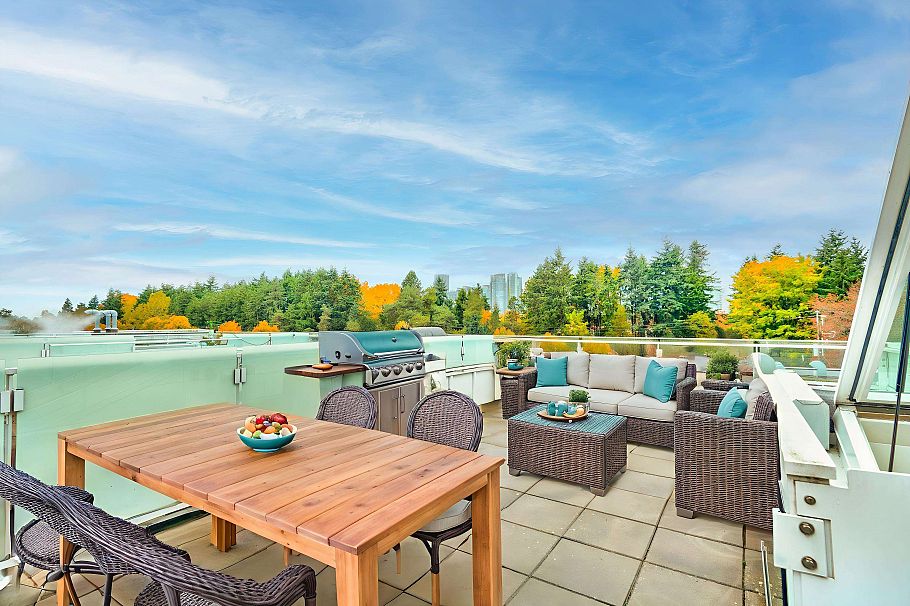 2222 Willow Street Vancouver, BC - 1