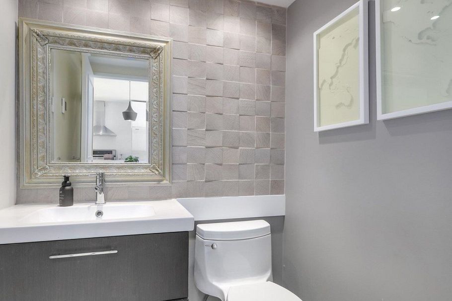 29 900 W 17th Street North Vancouver, BC - 14