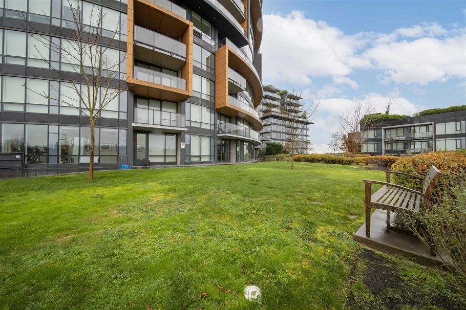 1001 8588 Cornish Street Vancouver, BC - 2