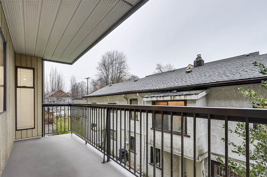 206 1622 Frances Street Vancouver, BC - 21