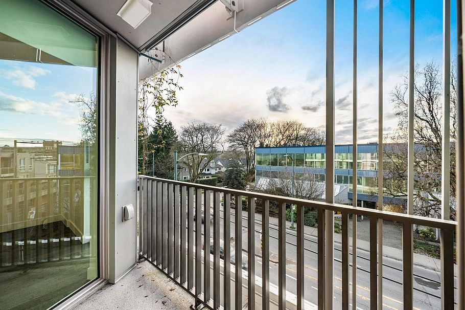 307 2888 Arbutus Street Vancouver, BC - 35