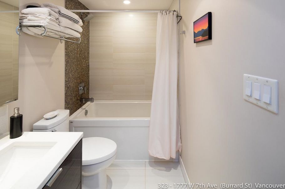 323 1777 W 7th Avenue Vancouver, BC - 5