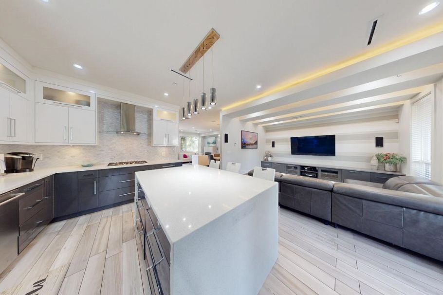 3317 E 3rd Avenue Vancouver, BC - 17