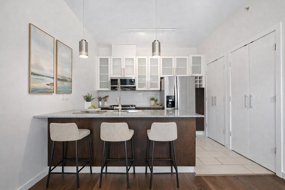 1237 Richards Street Vancouver, BC - 6