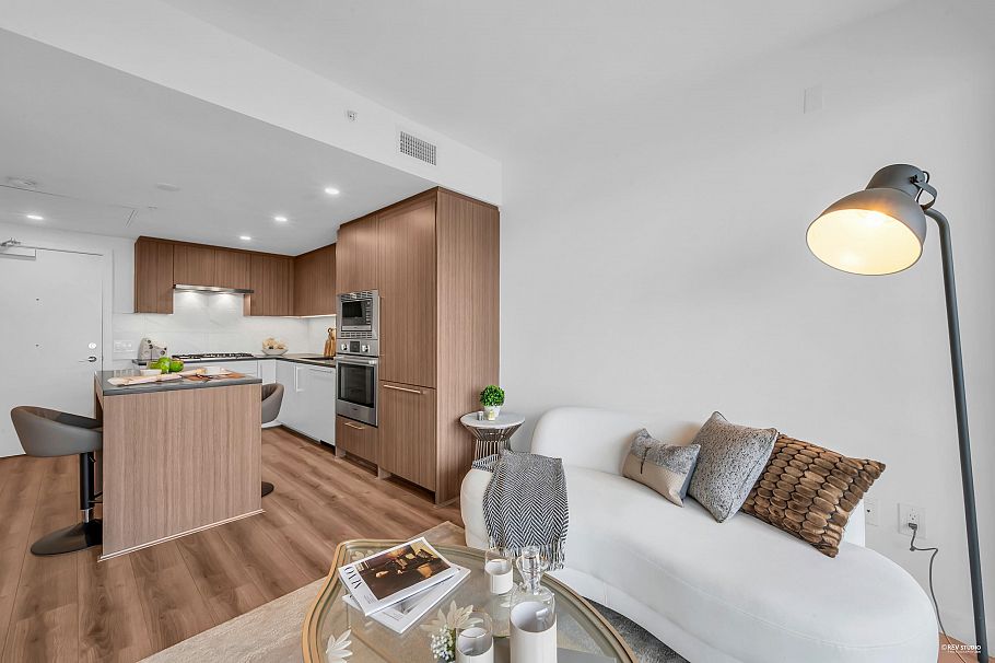 404 8888 Osler Street Vancouver, BC - 14