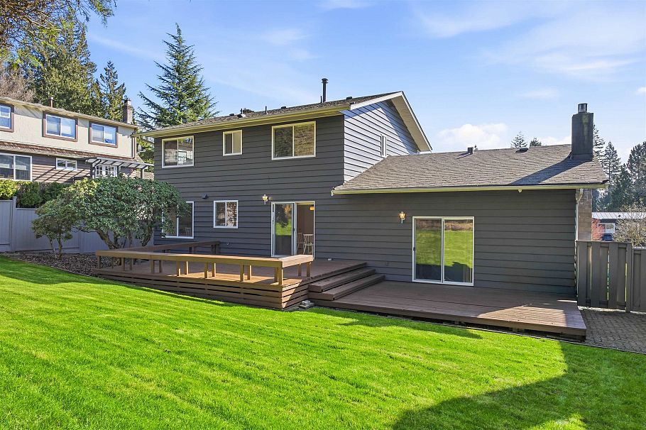 2716 Byron Road North Vancouver, BC - 34