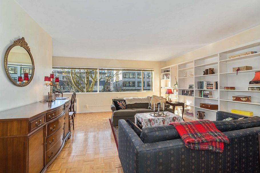 101 1879 Barclay Street Vancouver, BC - 2