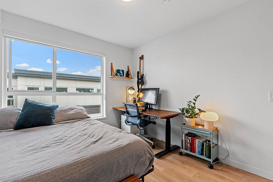 27 533 E 3rd Street North Vancouver, BC - 23