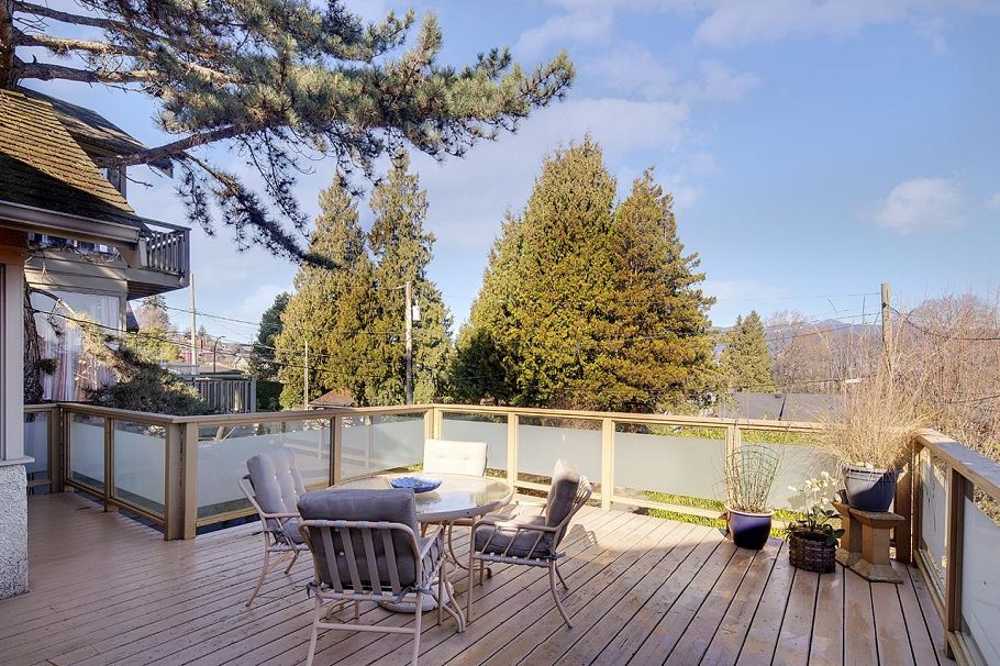 3657 W 14th Avenue Vancouver, BC - 6