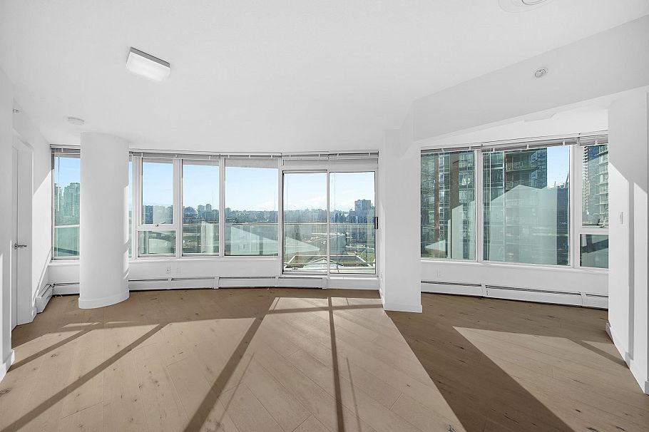 802 58 Keefer Place Vancouver, BC - 4